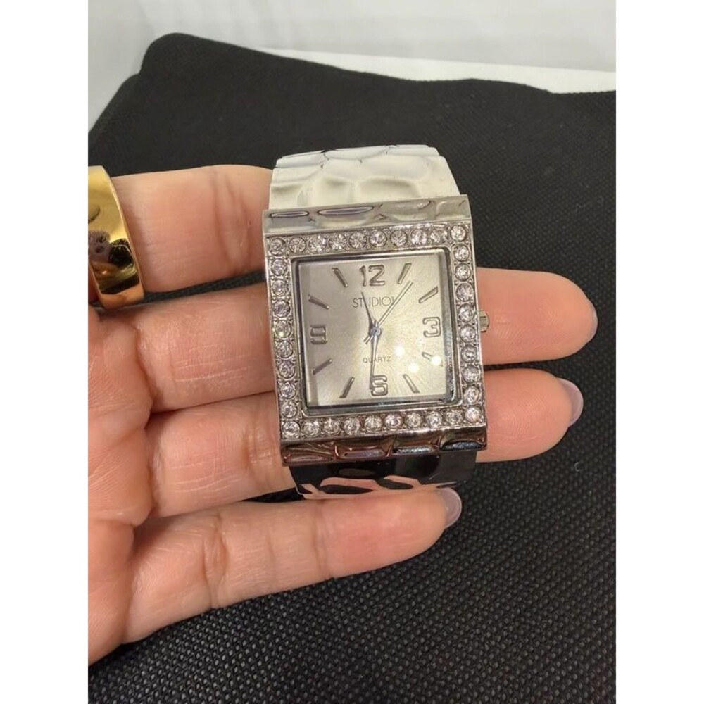 Studio STD943T Silver Tone Rhinestone Cuff Watch Working Women’s Quartz
